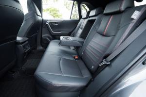 Toyota RAV4 PHV 2020 года  (JP)